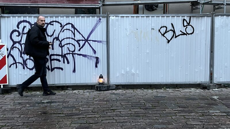 pic 3
