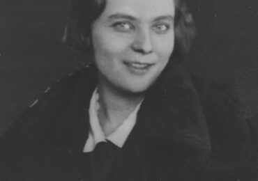 Janina Konarska-Słonimska. Żona z artystycznymi zasługami