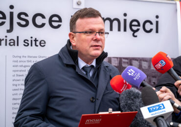 Fotorelacja | Odsłonięcie tablic pamiątkowych przy ul. Stawki i Niskiej