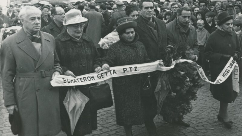 pic 24